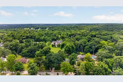 1609 Featherstone Drive, Town and Country, MO 63131 - Photo 69