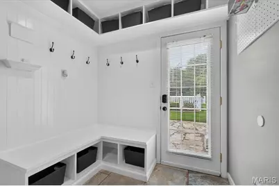 1609 Featherstone Drive, Town and Country, MO 63131 - Photo 29