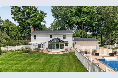 1609 Featherstone Drive, Town and Country, MO 63131 - Photo 65
