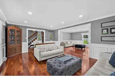 1609 Featherstone Drive, Town and Country, MO 63131 - Photo 5