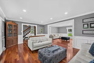 1609 Featherstone Dr, Town and Country, MO 63131 - Photo 5