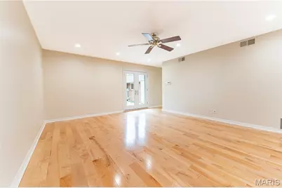 8 Tealwood Drive, Creve Coeur, MO 63141 - Photo 15