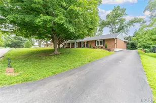 8 Tealwood Dr, Creve Coeur, MO 63141 - Photo 33