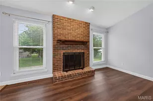 3036 Country Knoll Dr, Saint Charles, MO 63303 - Photo 11