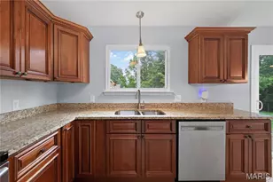 3036 Country Knoll Dr, Saint Charles, MO 63303 - Photo 17