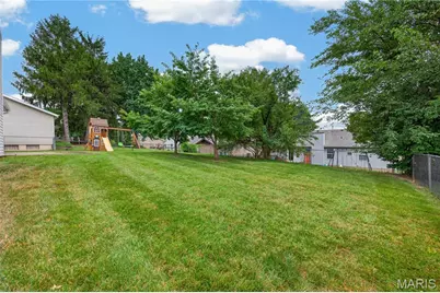 3036 Country Knoll Drive, Saint Charles, MO 63303 - Photo 7