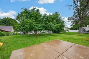 3036 Country Knoll Dr, Saint Charles, MO 63303 - Photo 33