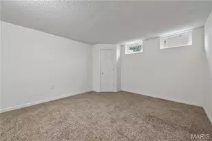 3036 Country Knoll Dr, Saint Charles, MO 63303 - Photo 27