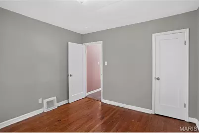 10107 Green Valley Drive, Saint Louis, MO 63136 - Photo 9