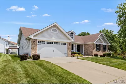 418 Fox Lair Drive, Saint Charles, MO 63303 - Photo 37