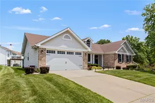 418 Fox Lair Dr, Saint Charles, MO 63303 - Photo 37