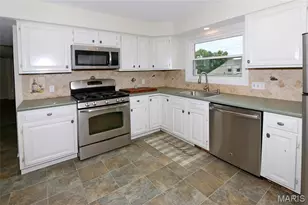 5032 Darfield Ct, Unincorporated, MO 63128 - Photo 15