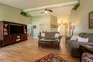 2327 Hidden Deer Dr, O'Fallon, MO 63368 - Photo 5