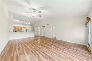 203 Maryland Dr, O'Fallon, MO 63366 - Photo 13