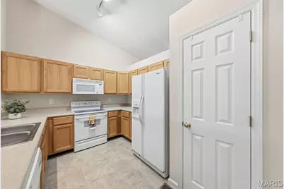 203 Maryland Drive #36A, O'Fallon, MO 63366 - Photo 9