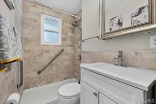 1723 Gulf Dr, Saint Louis, MO 63130 - Photo 17