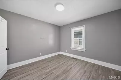 4352 Chippewa Street, Saint Louis, MO 63116 - Photo 11