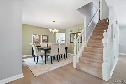 303 Fox Briar Lane, Ballwin, MO 63021 - Photo 5