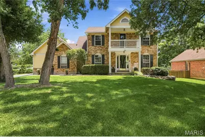 303 Fox Briar Lane, Ballwin, MO 63021 - Photo 3