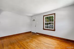 5212 Fletcher St, Jennings, MO 63136 - Photo 5