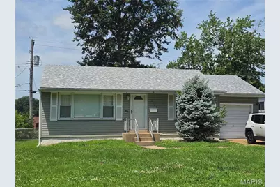 10131 Dwight Drive, Saint Louis, MO 63137 - Photo 1