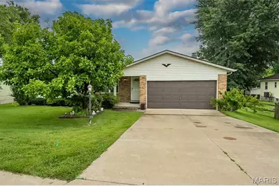 408 Birdie Hills Road, Saint Peters, MO 63376 - Photo 1