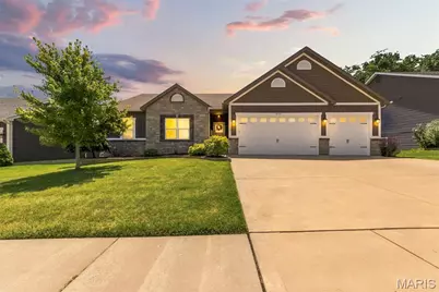 1802 Barclay Trail Drive, Wentzville, MO 63385 - Photo 1