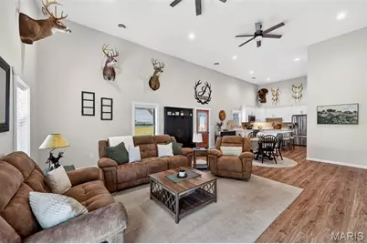 519 Woods Road, Silex, MO 63377 - Photo 3