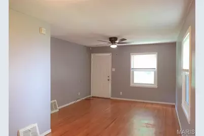 417 Crawford Road, Unincorporated, MO 63137 - Photo 3
