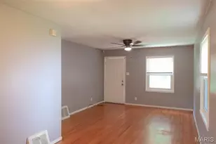 417 Crawford Rd, Unincorporated, MO 63137 - Photo 3