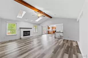 101 Crickett, Saint Peters, MO 63376 - Photo 5