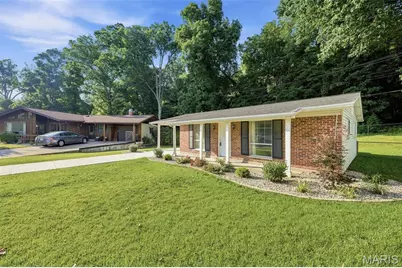 4136 Pasco Drive, Saint Louis, MO 63129 - Photo 3