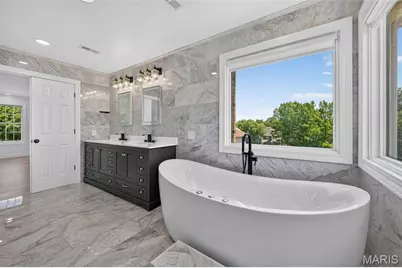 6320 Christopher Winds Court, Oakville, MO 63129 - Photo 41