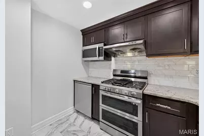 6320 Christopher Winds Court, Oakville, MO 63129 - Photo 67