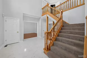 6320 Christopher Winds Ct, Oakville, MO 63129 - Photo 5