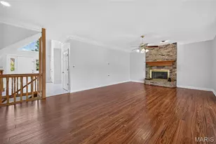 6320 Christopher Winds Ct, Oakville, MO 63129 - Photo 11