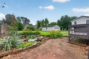 7 Oak Tree Dr, Saint Louis, MO 63119 - Photo 35