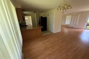 10044 Grosvenor Dr, Riverview, MO 63137 - Photo 7