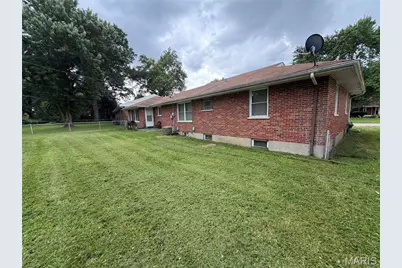 10044 Grosvenor Drive, Riverview, MO 63137 - Photo 19