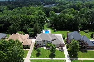 16 Delacroix Pl, Saint Charles, MO 63303 - Photo 5