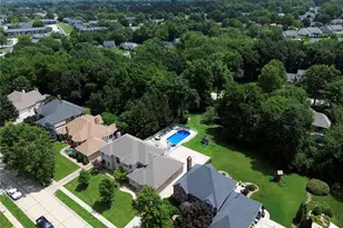 16 Delacroix Pl, Saint Charles, MO 63303 - Photo 9