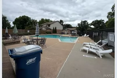 2038 Falling Brook Drive, Maryland Heights, MO 63043 - Photo 11