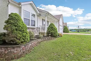 408 Caddy Ct, Saint Clair, MO 63077 - Photo 5