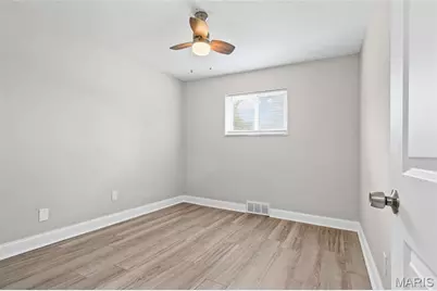 5530 Horizon Drive, Saint Louis, MO 63121 - Photo 19