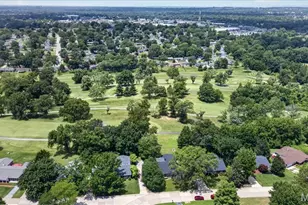 41 Club Grounds N Dr, Florissant, MO 63033 - Photo 41