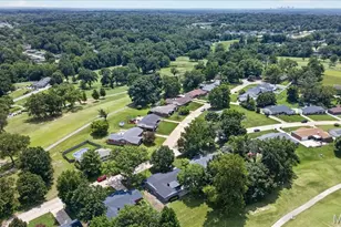 41 Club Grounds N Dr, Florissant, MO 63033 - Photo 43