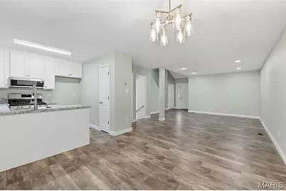 3168 Meadow Trail Drive, Saint Peters, MO 63376 - Photo 5