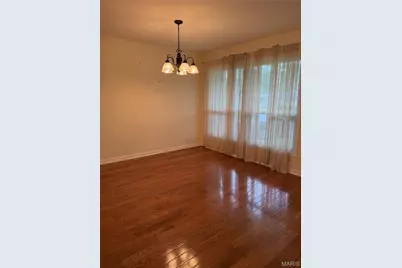 1340 Wadsworth Drive, Florissant, MO 63031 - Photo 9