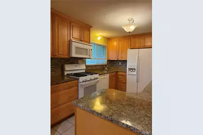 1340 Wadsworth Drive, Florissant, MO 63031 - Photo 11