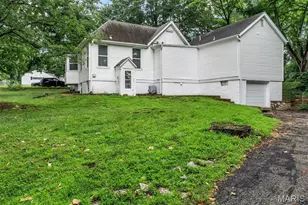 9103 Shelley Ave, Overland, MO 63114 - Photo 25